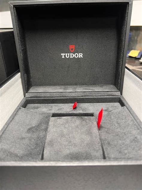 TUDOR Original Watch Box Presentation Box (SAP 51433.04).